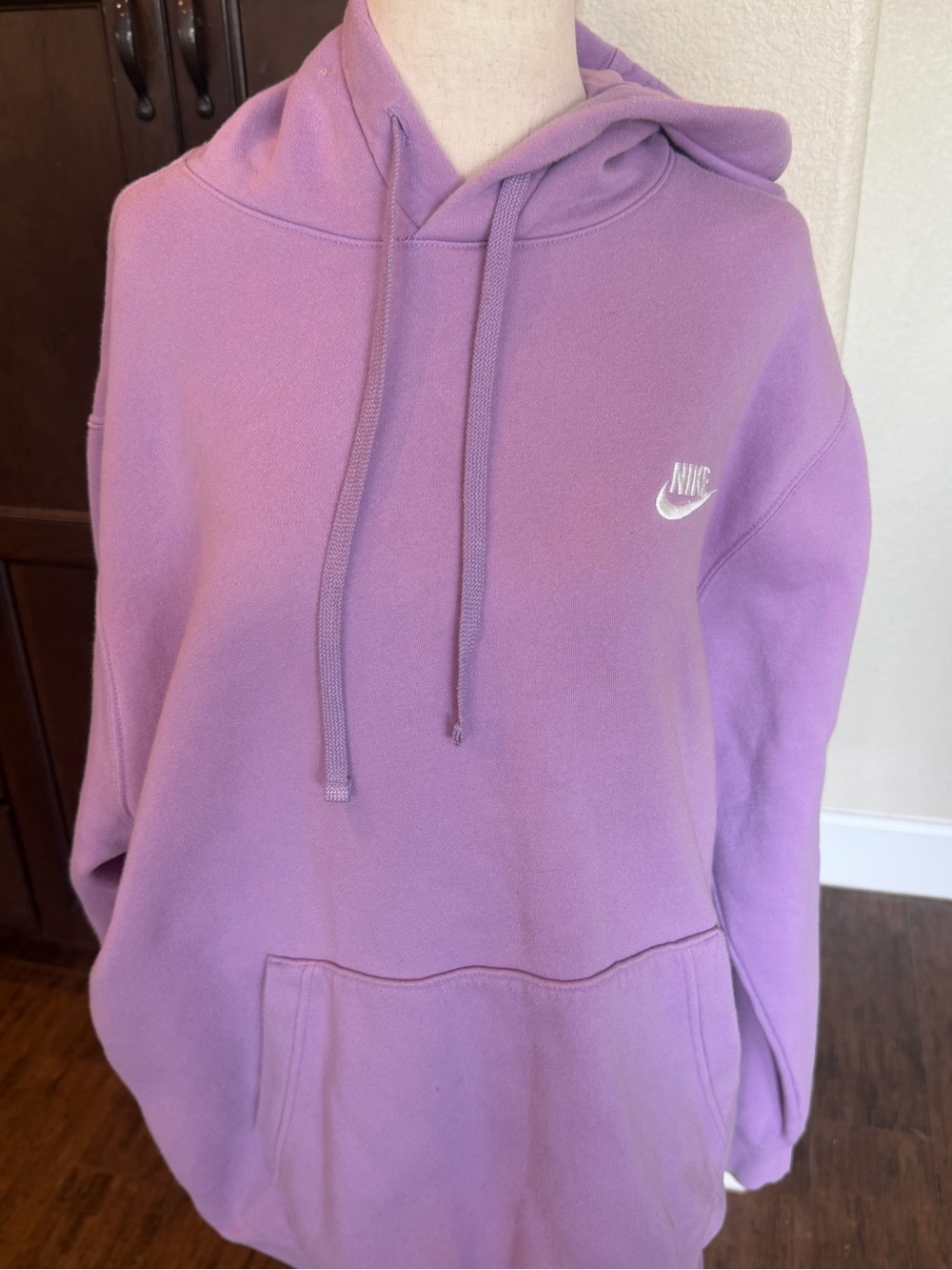 Nike Sportswear Lavender Purple Hoodie Embroidered Swoosh Pullover Women’s L